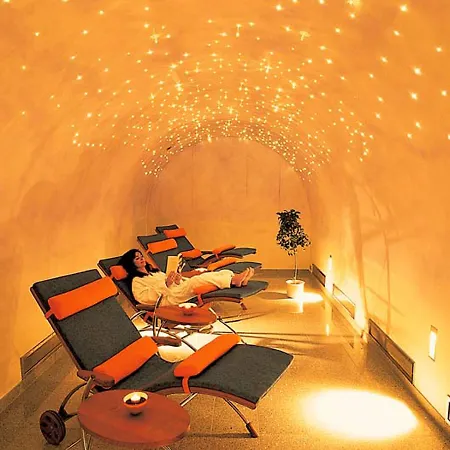 Zum Ochsen מלון 4*