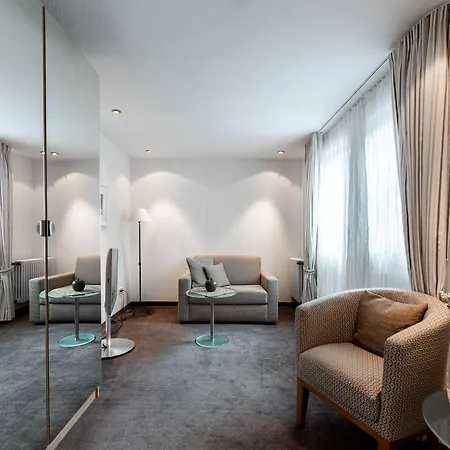 מלון Zum Ochsen 4*